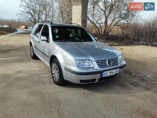 Серый Фольксваген Бора, объемом двигателя 1.6 л и пробегом 269 тыс. км за 3899 $, фото 5 на Automoto.ua