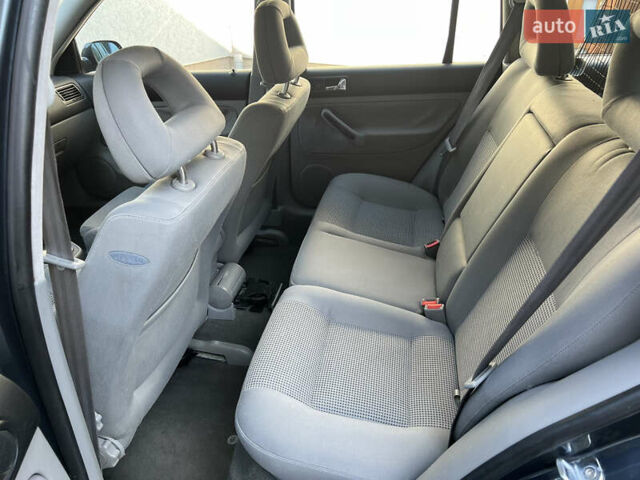 Серый Фольксваген Бора, объемом двигателя 1.78 л и пробегом 280 тыс. км за 4250 $, фото 4 на Automoto.ua