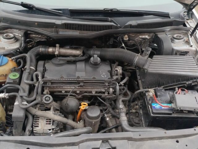 Сірий Фольксваген Бора, об'ємом двигуна 1.9 л та пробігом 400 тис. км за 3700 $, фото 5 на Automoto.ua