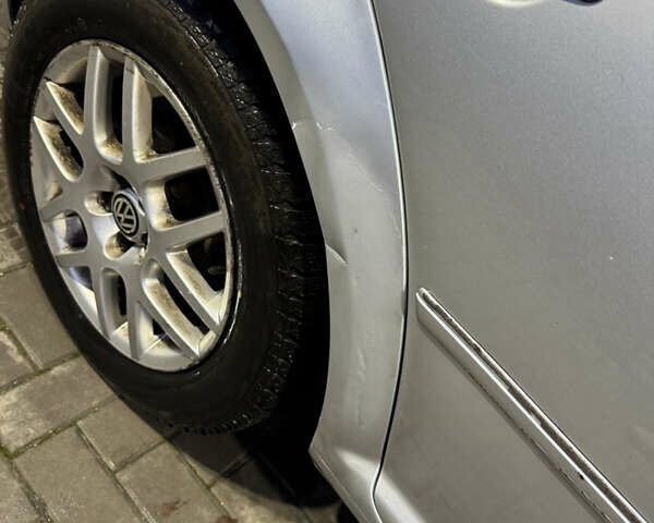 Серый Фольксваген Бора, объемом двигателя 2 л и пробегом 305 тыс. км за 3400 $, фото 12 на Automoto.ua