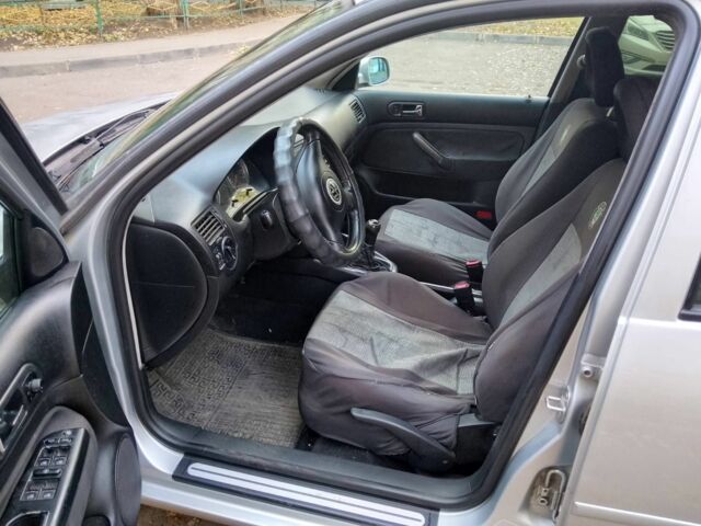 Серый Фольксваген Бора, объемом двигателя 1.6 л и пробегом 266 тыс. км за 3999 $, фото 4 на Automoto.ua