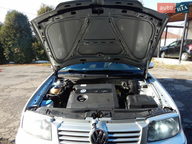 Сірий Фольксваген Бора, об'ємом двигуна 1.6 л та пробігом 203 тис. км за 3800 $, фото 31 на Automoto.ua