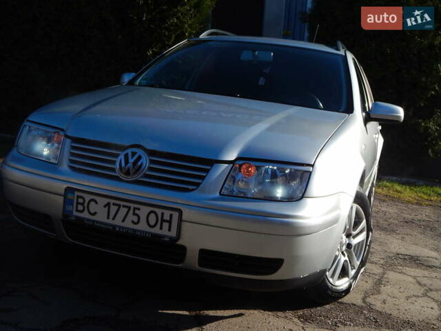 Сірий Фольксваген Бора, об'ємом двигуна 1.6 л та пробігом 203 тис. км за 3800 $, фото 10 на Automoto.ua