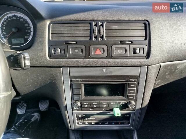 Серый Фольксваген Бора, объемом двигателя 1.9 л и пробегом 350 тыс. км за 5700 $, фото 10 на Automoto.ua