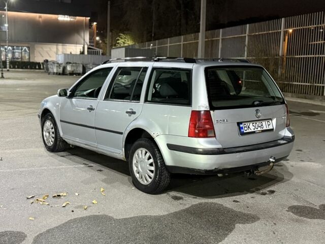 Серый Фольксваген Бора, объемом двигателя 1.9 л и пробегом 240 тыс. км за 1999 $, фото 3 на Automoto.ua