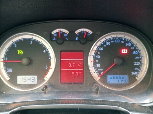 Серый Фольксваген Бора, объемом двигателя 0 л и пробегом 386 тыс. км за 3900 $, фото 6 на Automoto.ua