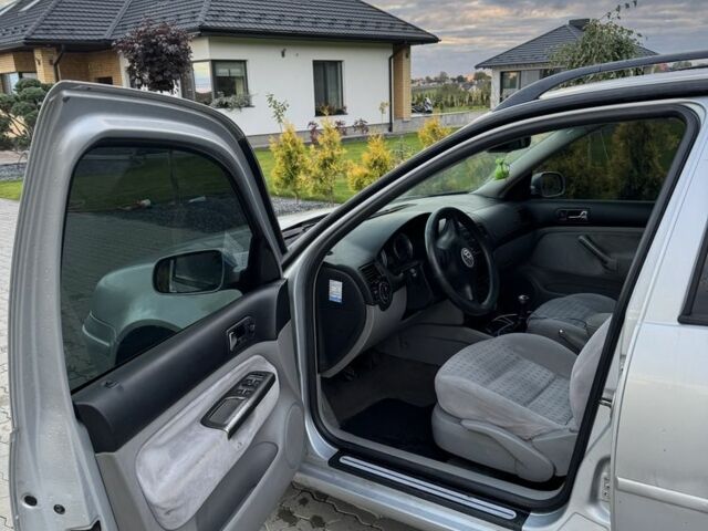 Фольксваген Бора 2003 у Луцьку на Automoto.ua Сірий Фольксваген Бора, об'ємом двигуна 1.9 л та пробігом 773 тис. км за 3100 $, фото 7 на Automoto.ua