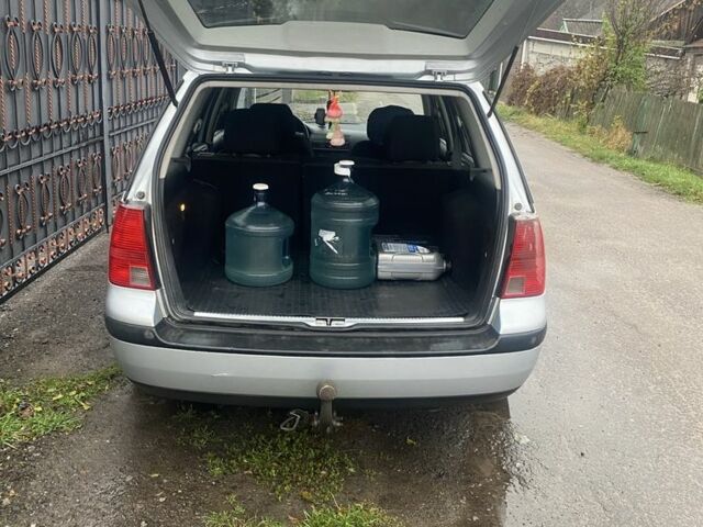 Серый Фольксваген Бора, объемом двигателя 1.6 л и пробегом 304 тыс. км за 4000 $, фото 6 на Automoto.ua