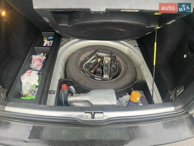 Серый Фольксваген Бора, объемом двигателя 1.6 л и пробегом 304 тыс. км за 4000 $, фото 9 на Automoto.ua