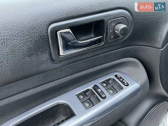 Серый Фольксваген Бора, объемом двигателя 1.6 л и пробегом 254 тыс. км за 4800 $, фото 8 на Automoto.ua