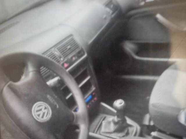 Сірий Фольксваген Бора, об'ємом двигуна 0 л та пробігом 300 тис. км за 1440 $, фото 5 на Automoto.ua