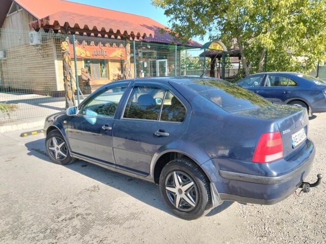 Синій Фольксваген Бора, об'ємом двигуна 1.9 л та пробігом 110 тис. км за 3150 $, фото 5 на Automoto.ua
