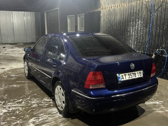 Синий Фольксваген Бора, объемом двигателя 1.9 л и пробегом 350 тыс. км за 3500 $, фото 1 на Automoto.ua