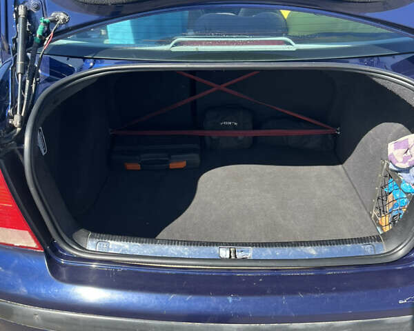 Синій Фольксваген Бора, об'ємом двигуна 1.6 л та пробігом 315 тис. км за 3300 $, фото 8 на Automoto.ua