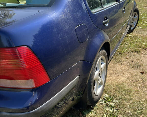 Синій Фольксваген Бора, об'ємом двигуна 1.6 л та пробігом 315 тис. км за 3300 $, фото 16 на Automoto.ua