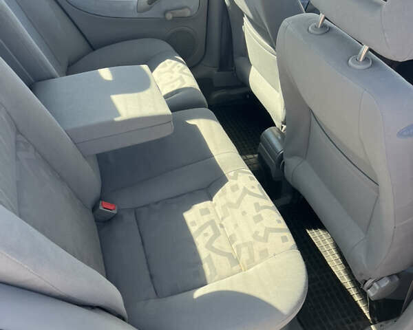 Синій Фольксваген Бора, об'ємом двигуна 1.6 л та пробігом 315 тис. км за 3300 $, фото 5 на Automoto.ua