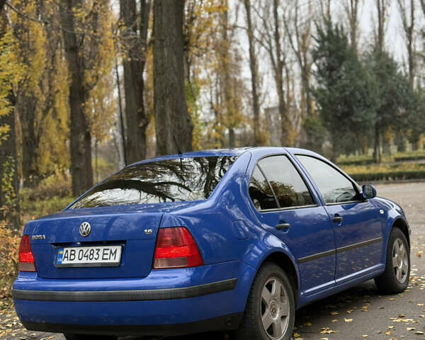 Синий Фольксваген Бора, объемом двигателя 1.6 л и пробегом 380 тыс. км за 3500 $, фото 4 на Automoto.ua