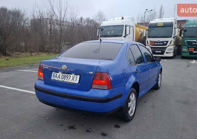 Синій Фольксваген Бора, об'ємом двигуна 1.6 л та пробігом 400 тис. км за 2900 $, фото 2 на Automoto.ua