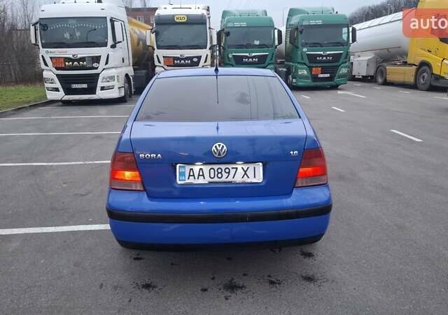 Синій Фольксваген Бора, об'ємом двигуна 1.6 л та пробігом 400 тис. км за 2900 $, фото 7 на Automoto.ua