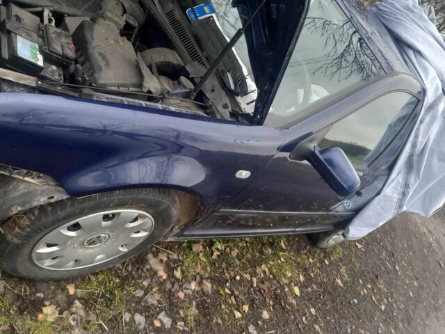 Синий Фольксваген Бора, объемом двигателя 1.6 л и пробегом 290 тыс. км за 2000 $, фото 5 на Automoto.ua