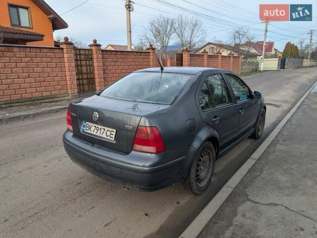 Синий Фольксваген Бора, объемом двигателя 1.9 л и пробегом 280 тыс. км за 2950 $, фото 6 на Automoto.ua