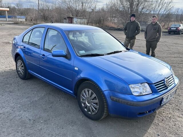 Синий Фольксваген Бора, объемом двигателя 0 л и пробегом 350 тыс. км за 2270 $, фото 1 на Automoto.ua