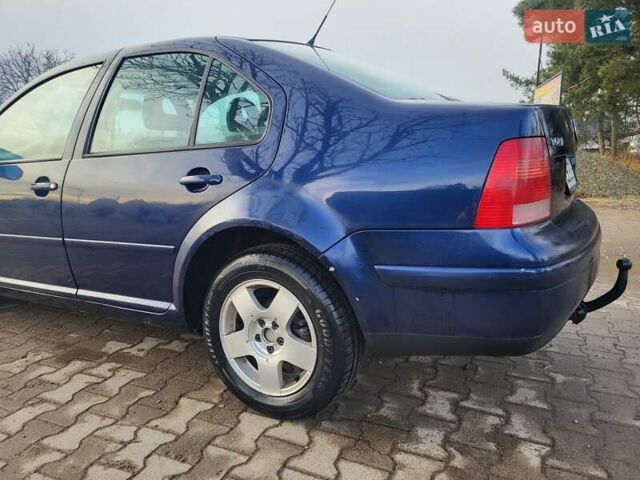 Синій Фольксваген Бора, об'ємом двигуна 1.6 л та пробігом 285 тис. км за 3300 $, фото 1 на Automoto.ua