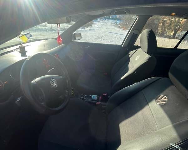 Синий Фольксваген Бора, объемом двигателя 1.4 л и пробегом 260 тыс. км за 3500 $, фото 1 на Automoto.ua