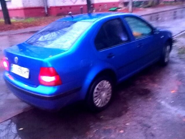 Синий Фольксваген Бора, объемом двигателя 1.6 л и пробегом 0 тыс. км за 3700 $, фото 1 на Automoto.ua