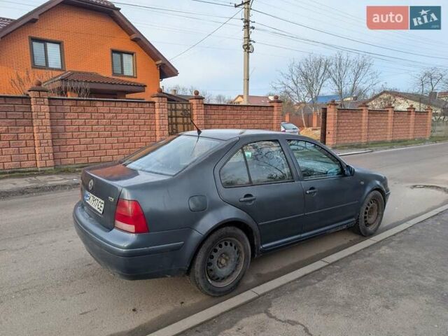 Синий Фольксваген Бора, объемом двигателя 1.9 л и пробегом 280 тыс. км за 2950 $, фото 5 на Automoto.ua