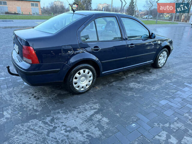 Синій Фольксваген Бора, об'ємом двигуна 1.6 л та пробігом 171 тис. км за 3999 $, фото 21 на Automoto.ua