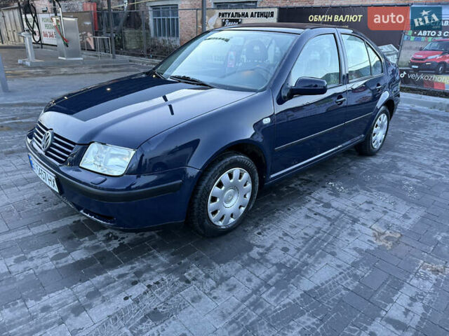 Синій Фольксваген Бора, об'ємом двигуна 1.6 л та пробігом 171 тис. км за 3999 $, фото 2 на Automoto.ua