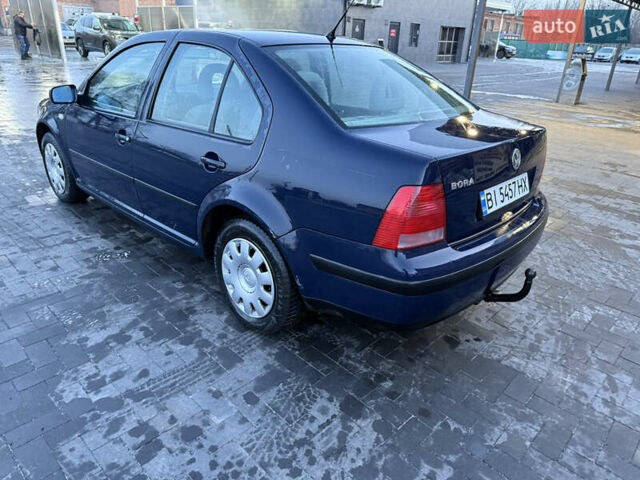 Синій Фольксваген Бора, об'ємом двигуна 1.6 л та пробігом 171 тис. км за 3999 $, фото 22 на Automoto.ua