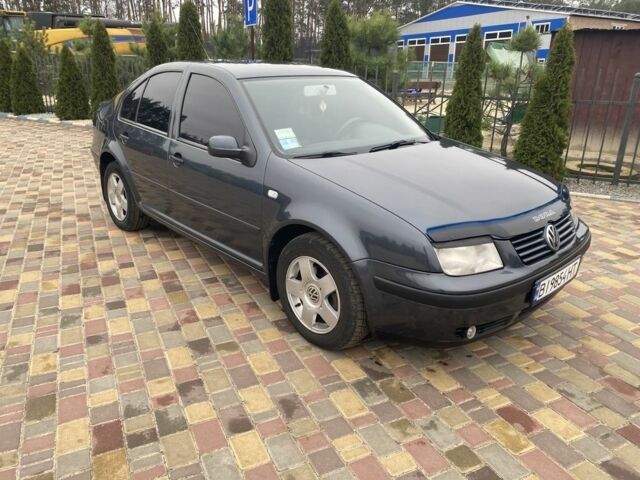 Синий Фольксваген Бора, объемом двигателя 1.6 л и пробегом 258 тыс. км за 3950 $, фото 2 на Automoto.ua