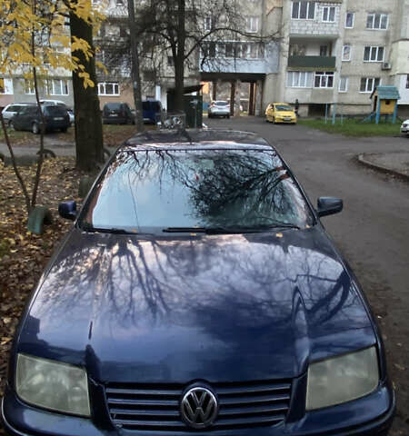 Синий Фольксваген Бора, объемом двигателя 1.98 л и пробегом 396 тыс. км за 2499 $, фото 1 на Automoto.ua