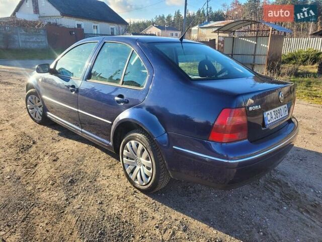 Синий Фольксваген Бора, объемом двигателя 1.9 л и пробегом 400 тыс. км за 3800 $, фото 4 на Automoto.ua