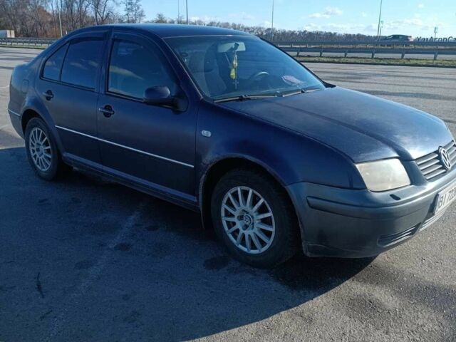 Синий Фольксваген Бора, объемом двигателя 1.6 л и пробегом 200 тыс. км за 3800 $, фото 2 на Automoto.ua