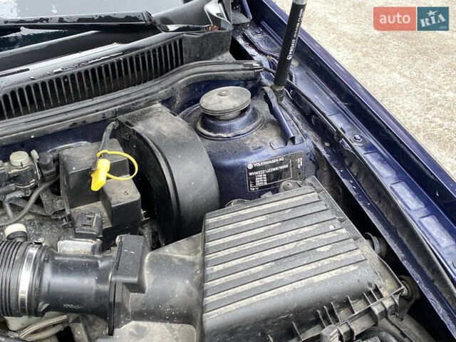 Синій Фольксваген Бора, об'ємом двигуна 1.6 л та пробігом 250 тис. км за 3800 $, фото 24 на Automoto.ua