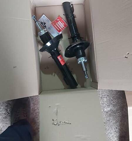 Синий Фольксваген Бора, объемом двигателя 1.6 л и пробегом 250 тыс. км за 5500 $, фото 41 на Automoto.ua