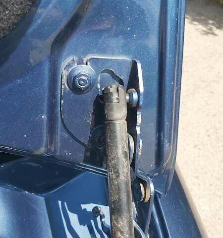 Синий Фольксваген Бора, объемом двигателя 1.6 л и пробегом 250 тыс. км за 5500 $, фото 16 на Automoto.ua