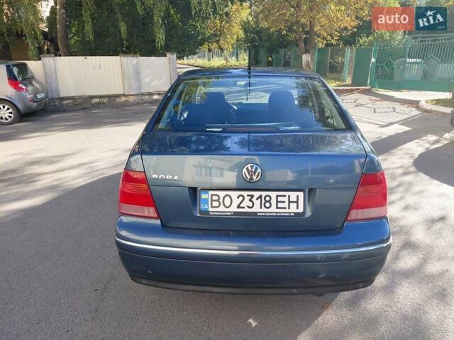 Синій Фольксваген Бора, об'ємом двигуна 1.6 л та пробігом 194 тис. км за 4200 $, фото 2 на Automoto.ua