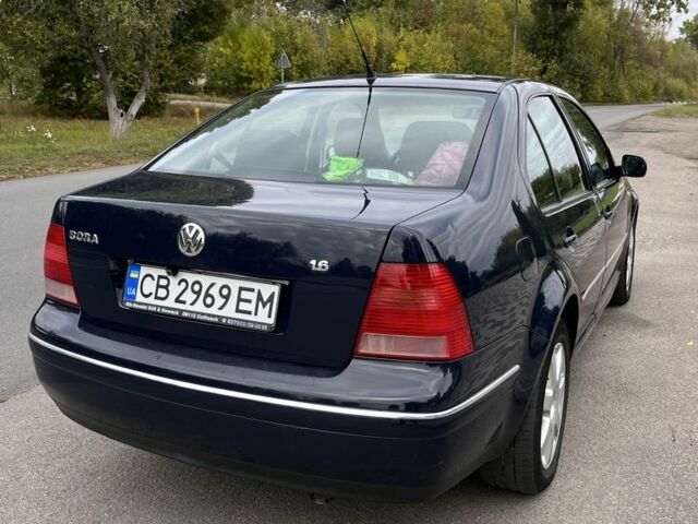 Синій Фольксваген Бора, об'ємом двигуна 1.6 л та пробігом 265 тис. км за 3700 $, фото 4 на Automoto.ua
