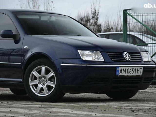 Синій Фольксваген Бора, об'ємом двигуна 1.6 л та пробігом 232 тис. км за 5600 $, фото 2 на Automoto.ua