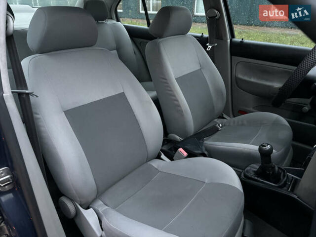 Синий Фольксваген Бора, объемом двигателя 1.6 л и пробегом 268 тыс. км за 3400 $, фото 17 на Automoto.ua