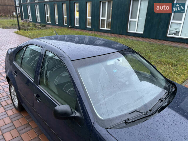 Синий Фольксваген Бора, объемом двигателя 1.6 л и пробегом 298 тыс. км за 3499 $, фото 8 на Automoto.ua