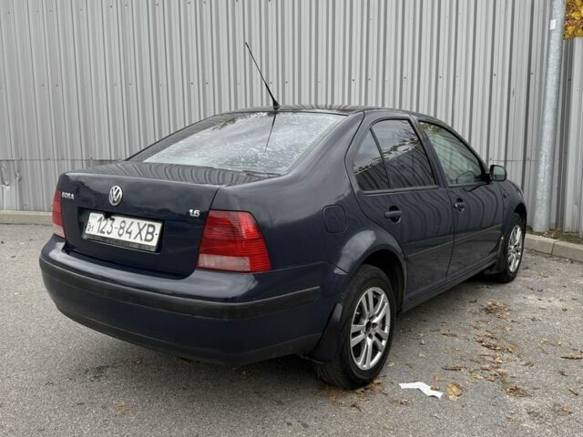 Синий Фольксваген Бора, объемом двигателя 1.6 л и пробегом 270 тыс. км за 3700 $, фото 5 на Automoto.ua