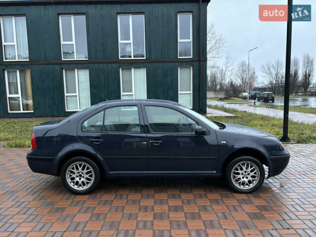 Синий Фольксваген Бора, объемом двигателя 1.6 л и пробегом 298 тыс. км за 3499 $, фото 7 на Automoto.ua