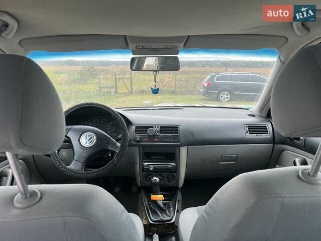 Синий Фольксваген Бора, объемом двигателя 1.6 л и пробегом 465 тыс. км за 2500 $, фото 6 на Automoto.ua