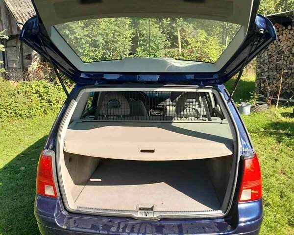 Синий Фольксваген Бора, объемом двигателя 1.6 л и пробегом 316 тыс. км за 3599 $, фото 5 на Automoto.ua