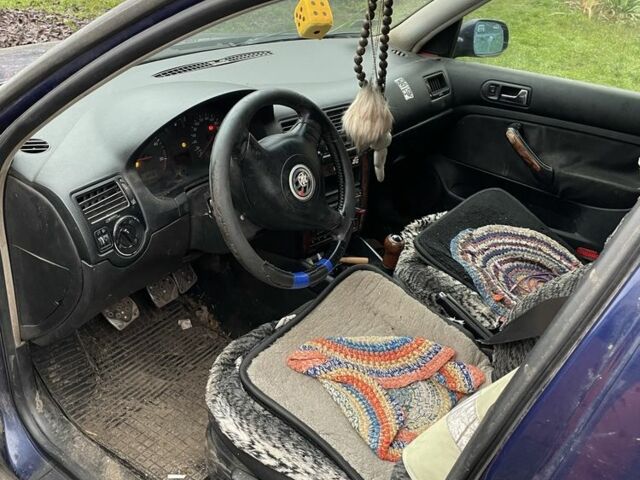 Синий Фольксваген Бора, объемом двигателя 0 л и пробегом 400 тыс. км за 1183 $, фото 5 на Automoto.ua